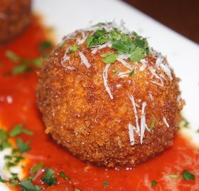 Arancini at Cuoco Pazzo.JPG